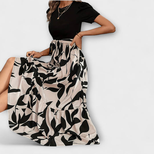 Luna - Suvine kleit lillemustriga ja ümmarguse kaelusega