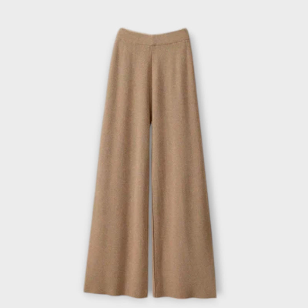 Sandra - Mugav kolmest osast komplekt