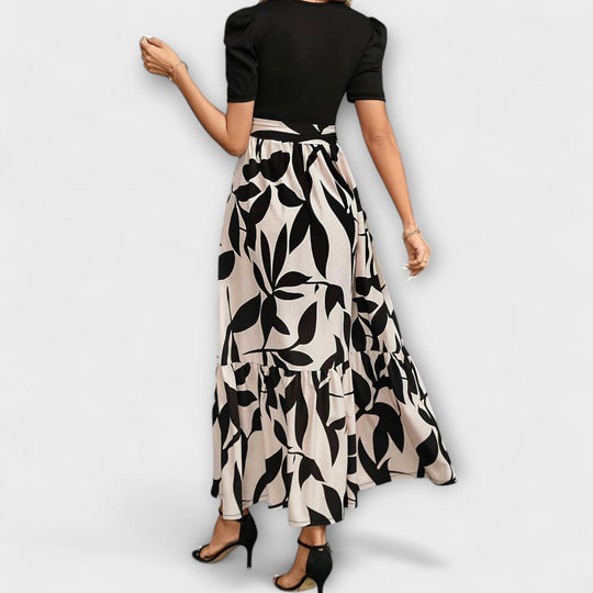 Luna - Suvine kleit lillemustriga ja ümmarguse kaelusega