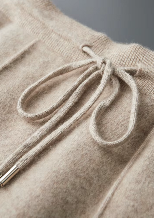 TALVAMAA | Sada PURE Ekstra-Hästi Hõbe Merino Villa Luzzo