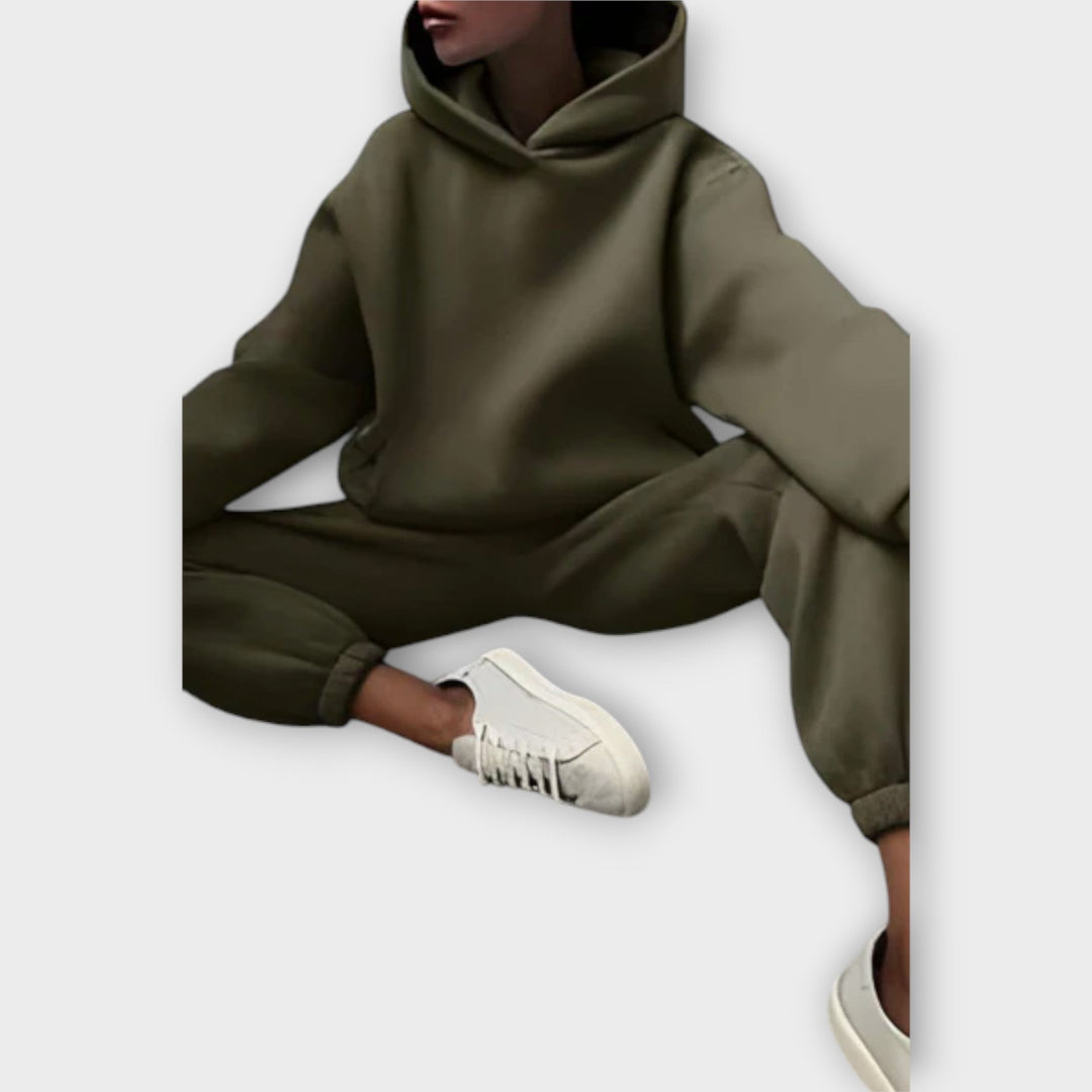 Kristine - mugav spordikomplekt