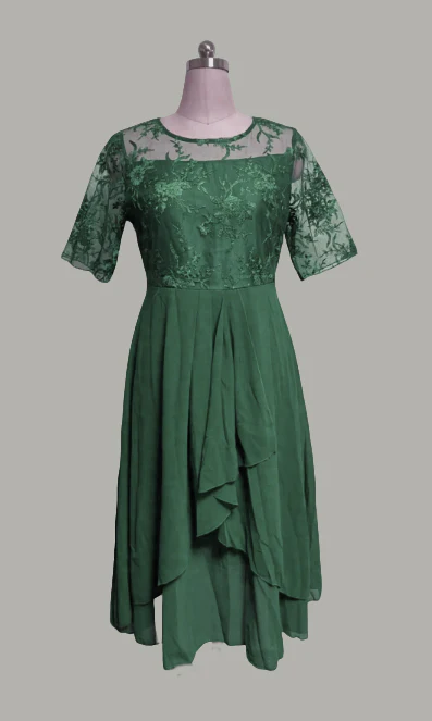 Pulmakülaliste kleit