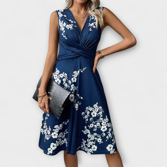 Lina - Suvekleit Kootud Kaelusega