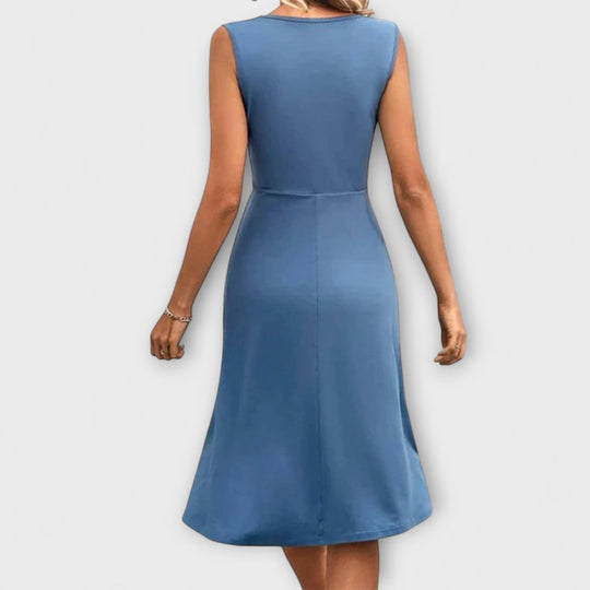 Lina - Suvekleit Kootud Kaelusega