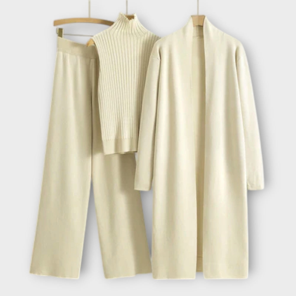 Isabella - Kolmeosaline komplekt