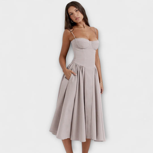 Rosalie - Erakordne ilma varrukateta korseti kleit