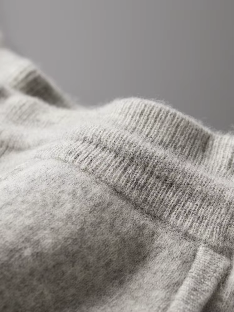 TALVAMAA | Merino villast komplekt kahe tooni